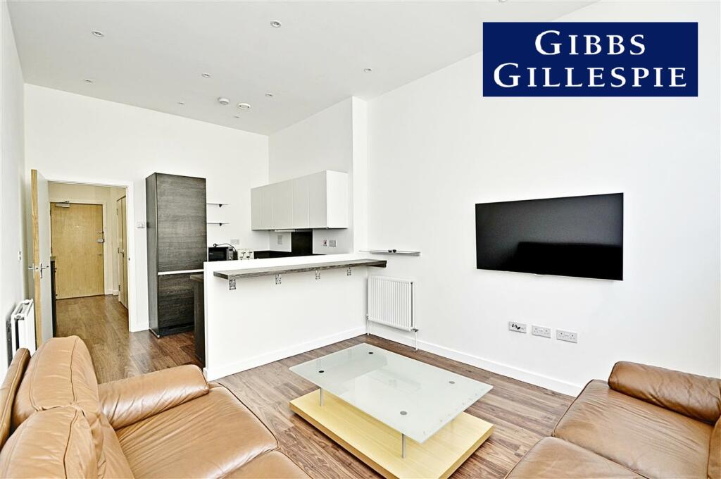 Main image of property: Great West Road, Brentford, TW8