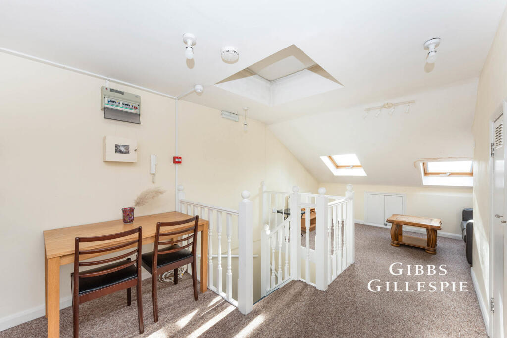 Main image of property: Staines Road, Hounslow, TW4