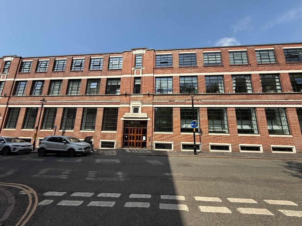 Main image of property: St. Pauls Place, 40 St. Pauls Square, Jewellery Quarter, Birmingham, B3 1FQ