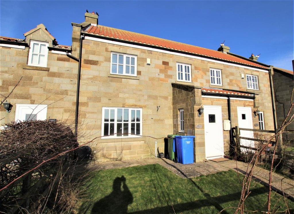 4 bedroom terraced house for sale in Ugthorpe, Whitby, YO21