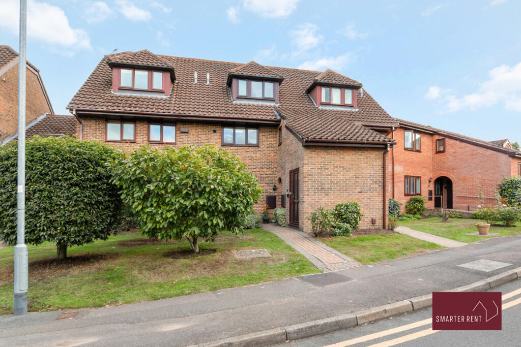 Main image of property: 5 Marlboroguh Court, Wiltshire Drive, Wokingham, RG40 1TA