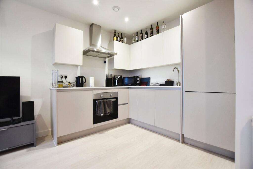 Additional property image - Magnolia House, Wych Elm, Harlow