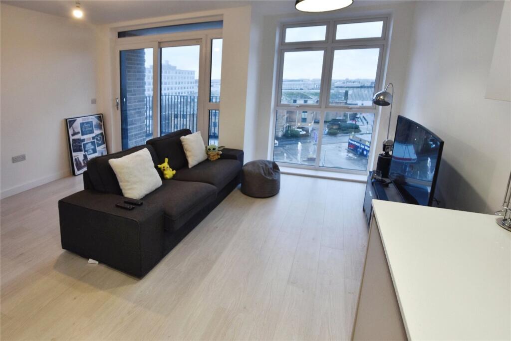 Additional property image - Magnolia House, Wych Elm, Harlow