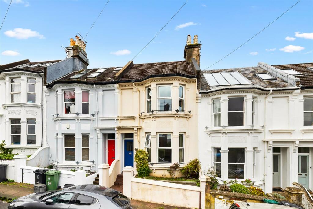 3 bedroom terraced house for sale in Hampstead Road, Brighton, BN1