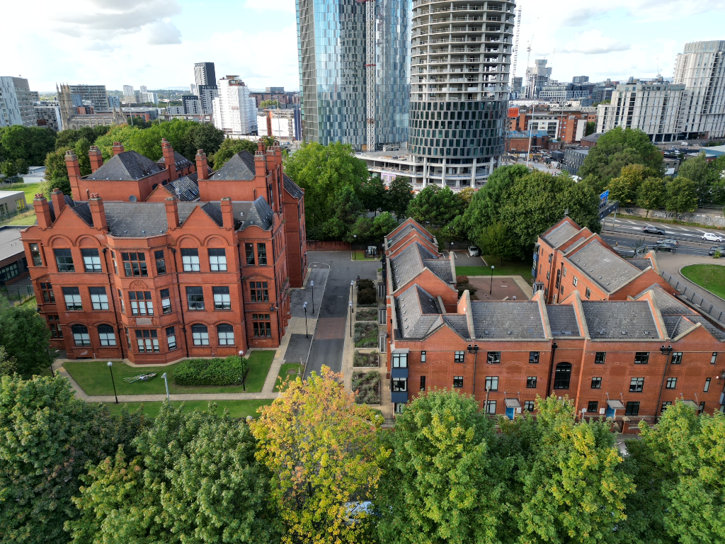 2 bedroom apartment for rent in The School House, Jackson Crescent