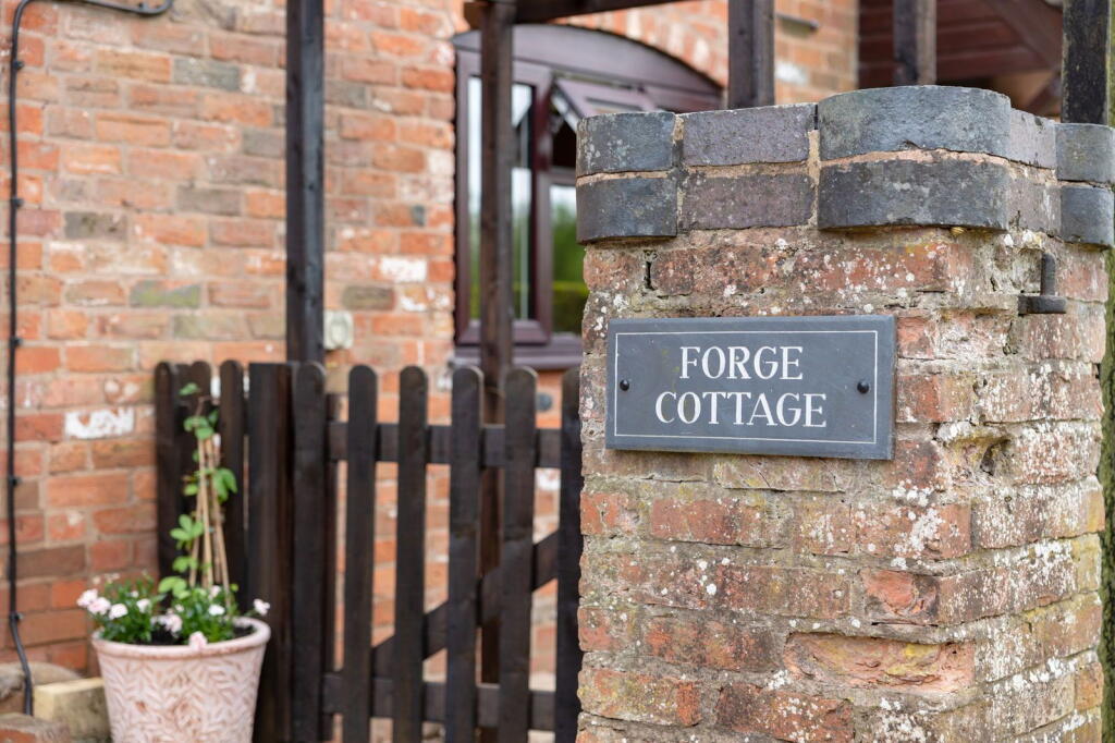 Additional property image - Beoley Court, Icknield Street, Beoley