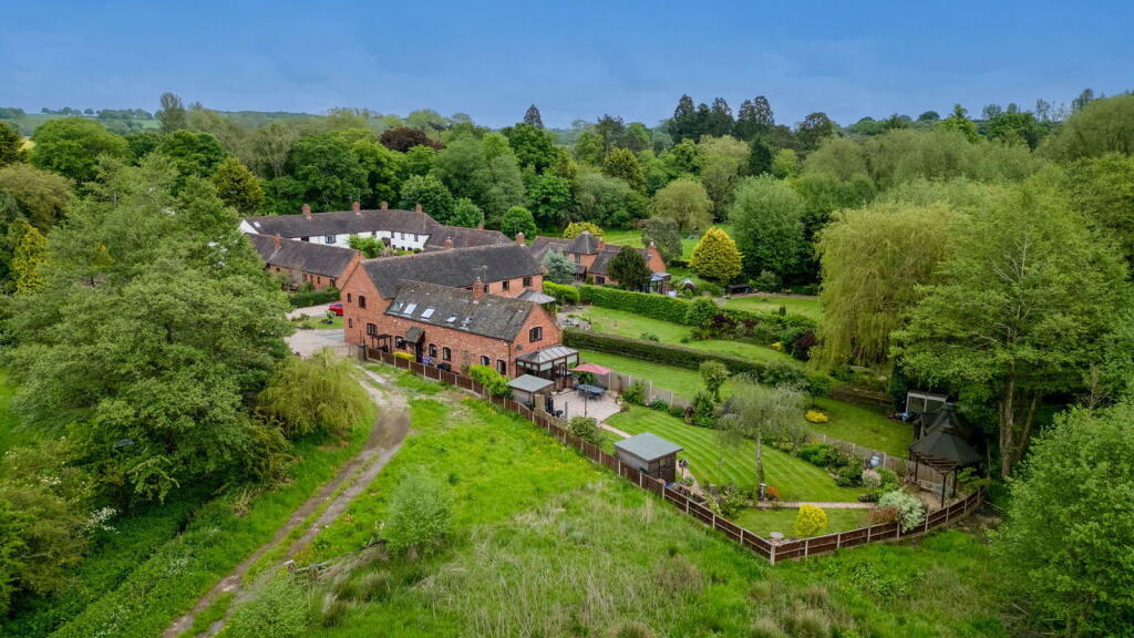 Additional property image - Beoley Court, Icknield Street, Beoley