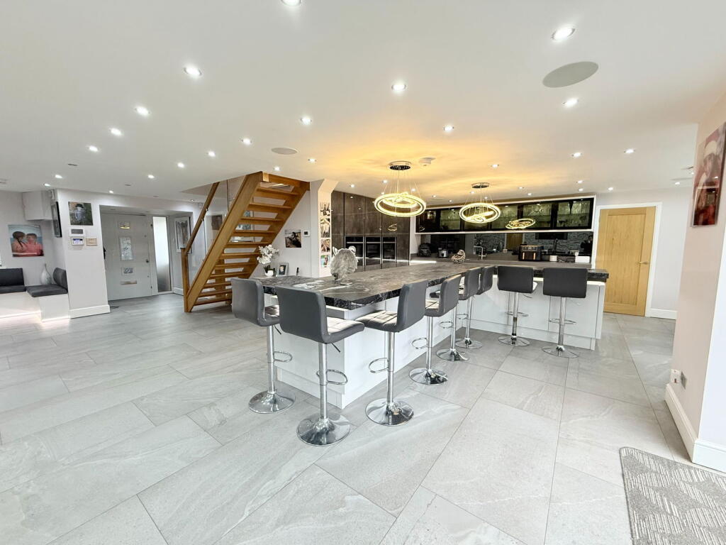 Additional property image - Willowbank Road, Knowle