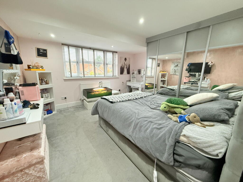 Additional property image - Willowbank Road, Knowle