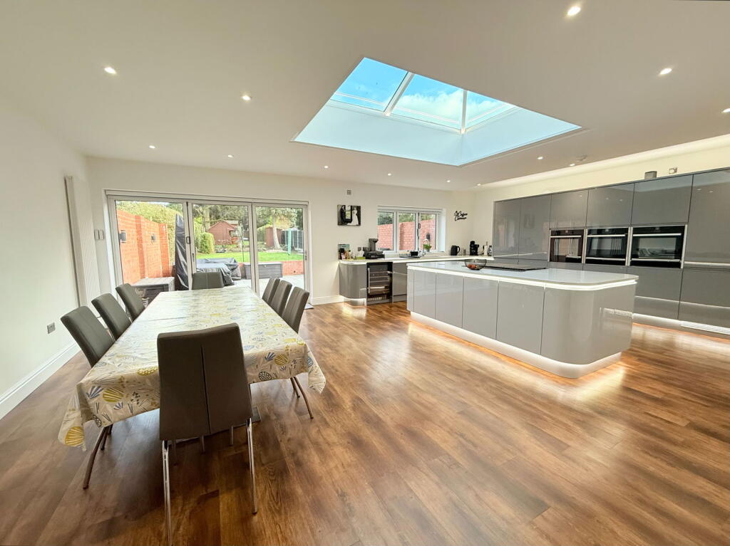 Additional property image - Kineton Green Road, Solihull