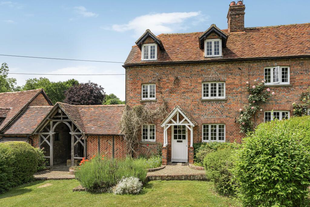 Main image of property: Ringshall, Berkhamsted, HP4