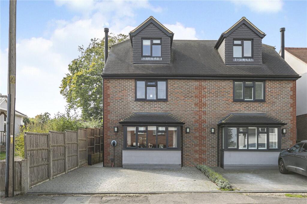 Main image of property: Chestnut Drive, Berkhamsted, Hertfordshire, HP4