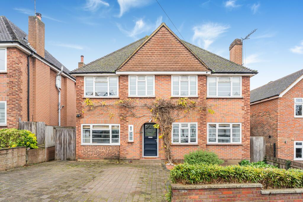 Main image of property: Cedar Road, Berkhamsted, Hertfordshire, HP4