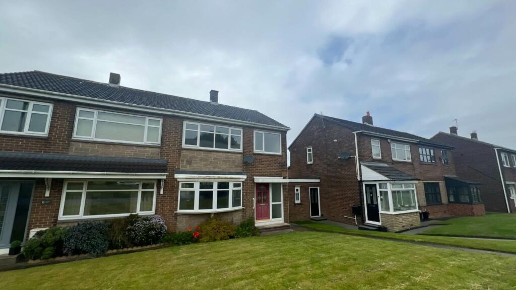 3 bedroom semidetached house for rent in North Moor Avenue, Trimdon