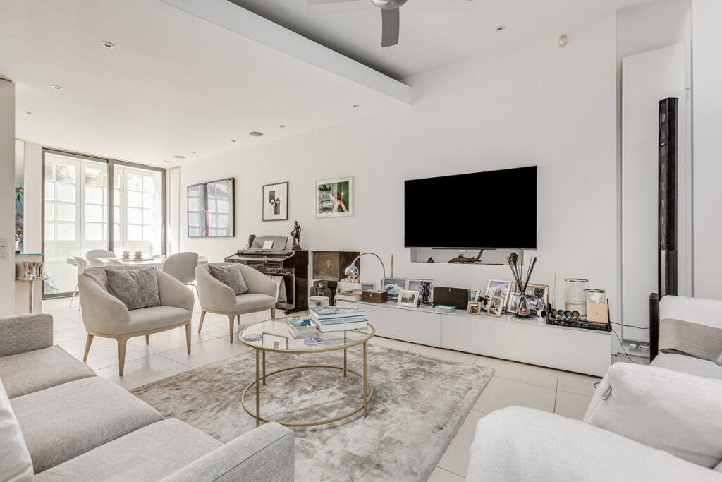 Main image of property: Hesper Mews, London, SW5