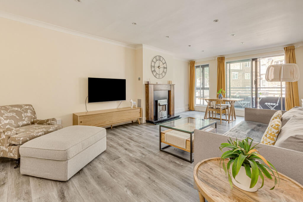 Main image of property: Pembroke Road, London, W8