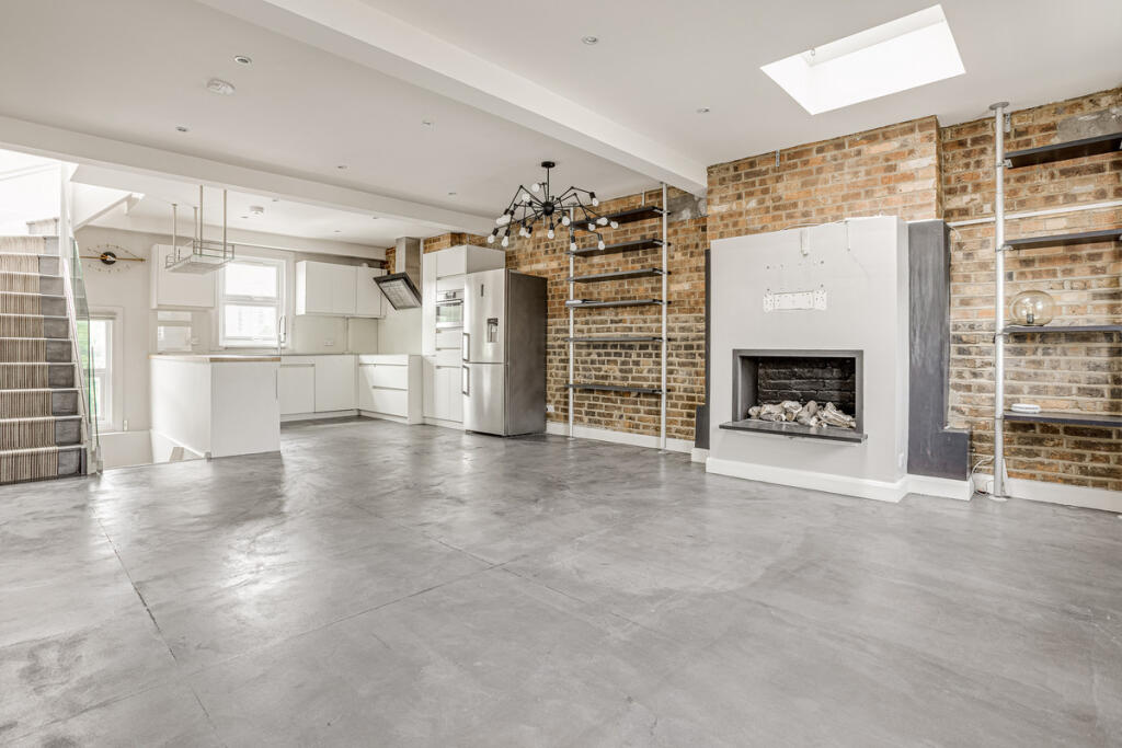 Main image of property: Clarendon Road, London, W11