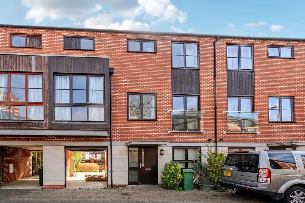 Main image of property: Basingstoke, Hampshire, RG24