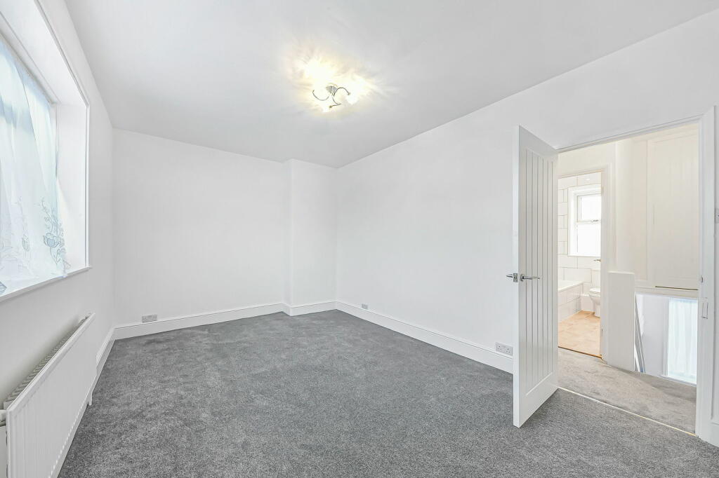 Additional property image - Reigate Road, Bromley, BR1 5JJ