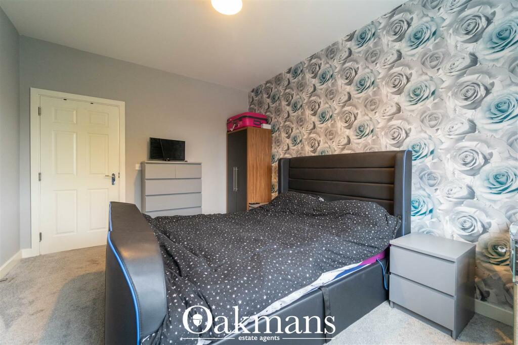 Additional property image - Heather Croft, Birmingham, B44
