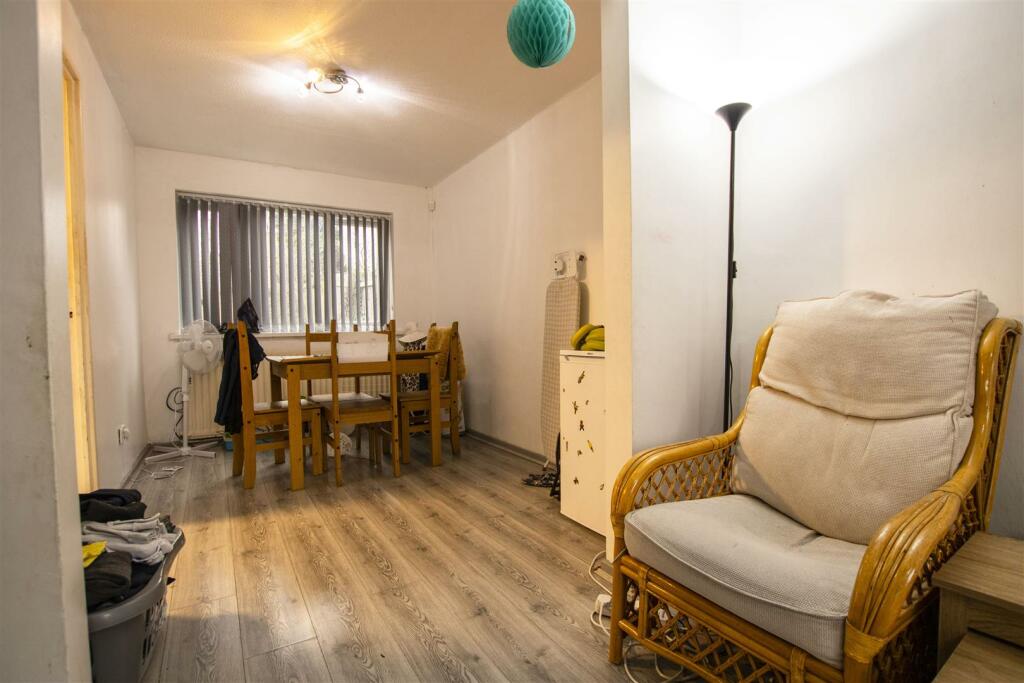 Additional property image - Shooters Close, Birmingham