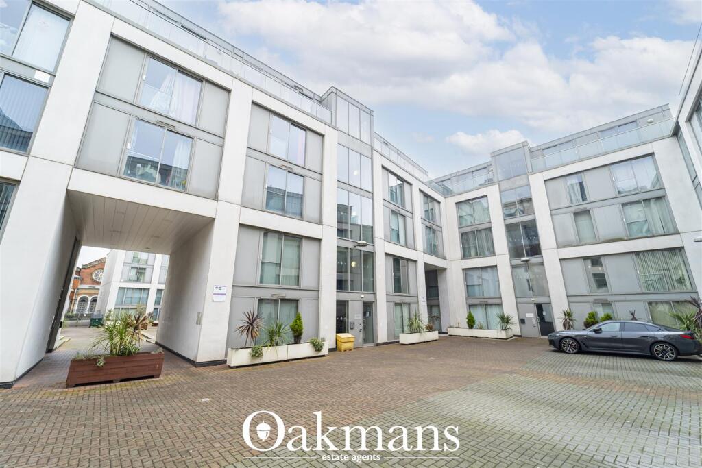 Main image of property: 10 Commercial Street, Birmingham, B1