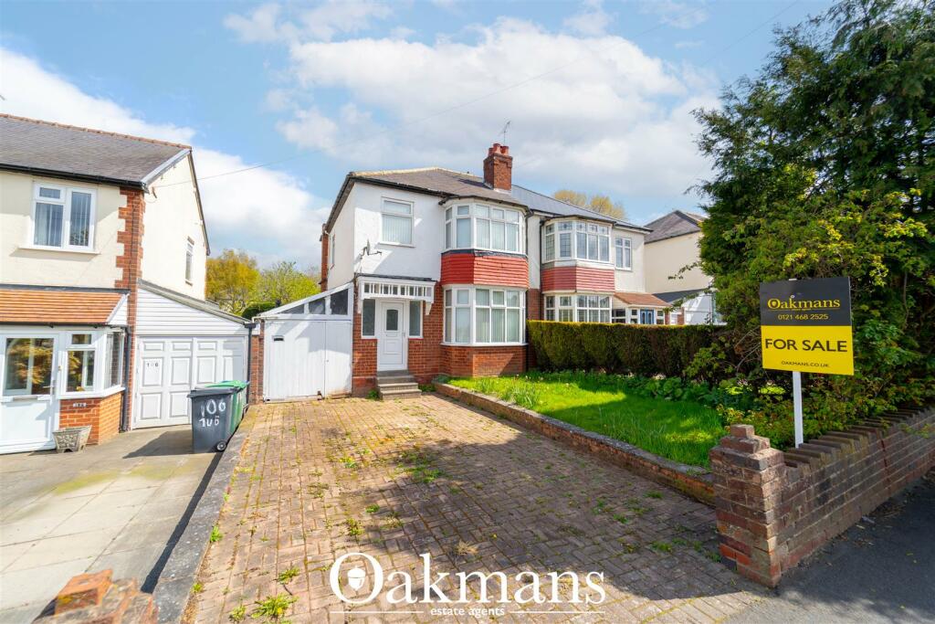 3 bedroom semidetached house for sale in Wolverhampton Road, Oldbury, B68
