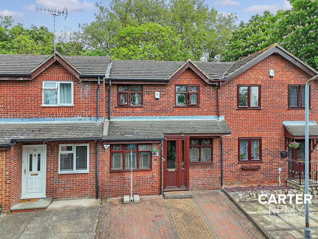 Main image of property: Linnet Way, Purfleet, RM19