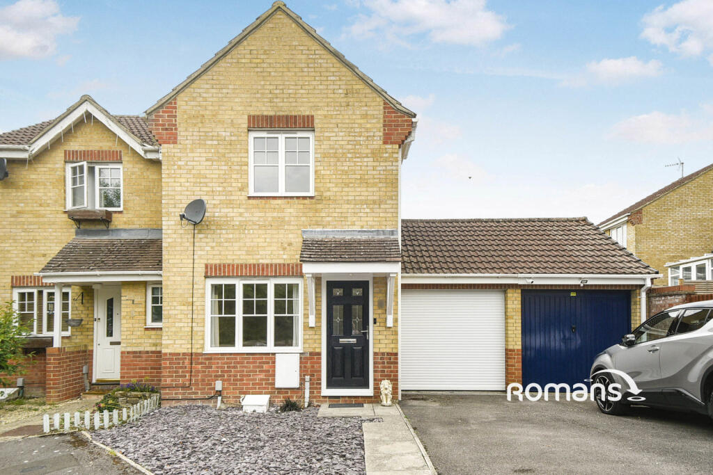 Main image of property: Auden Close, Swindon, SN25