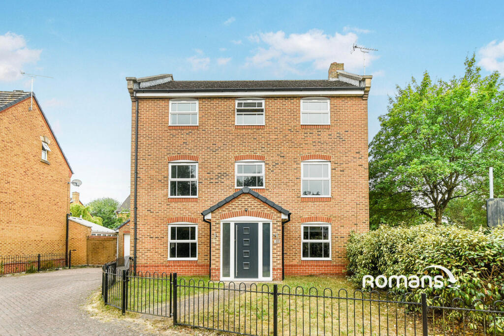Main image of property: Queen Elizabeth Drive, Swindon, Wiltshire, SN25