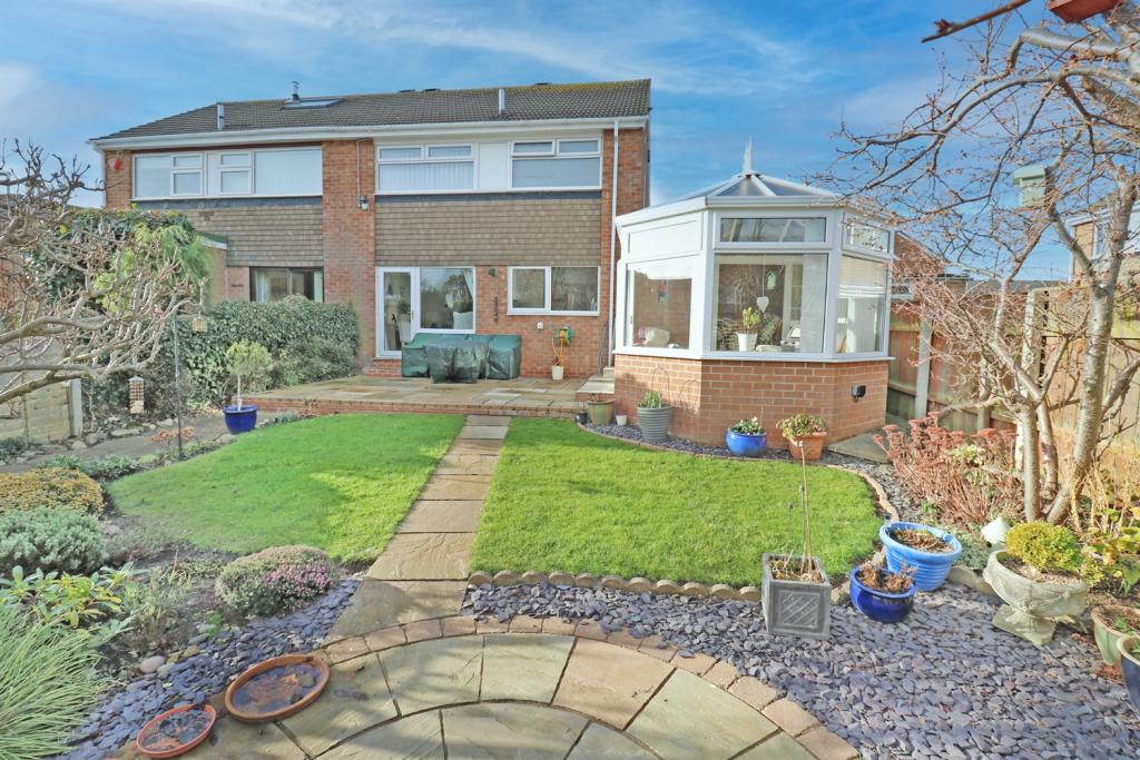 3 bedroom house for sale in Kepwick Close, Acklam Hall, Middlesbrough, TS5