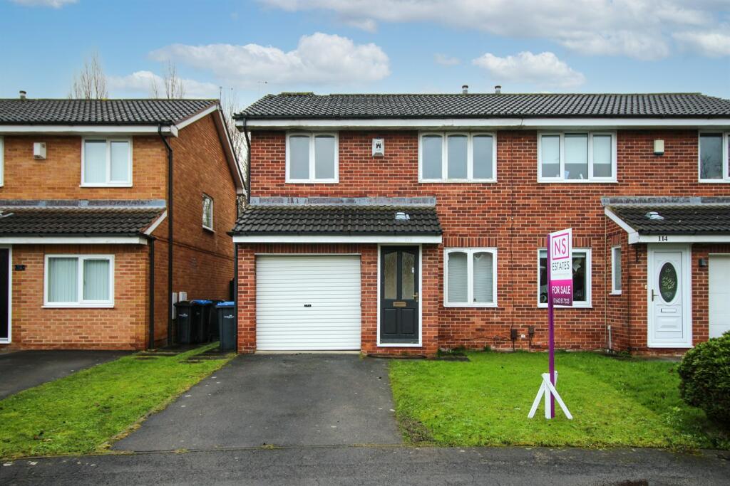 3 bedroom semidetached house for sale in Coulby Manor Farm, Coulby