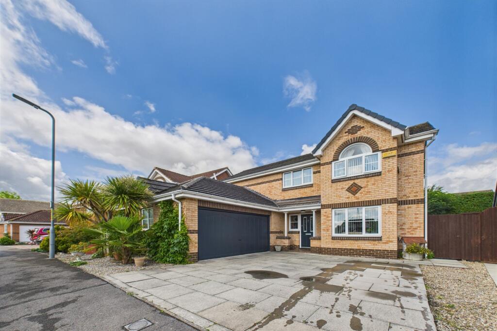 Main image of property: Penyghent Way, Ingleby Barwick, Stockton-On-Tees, TS17