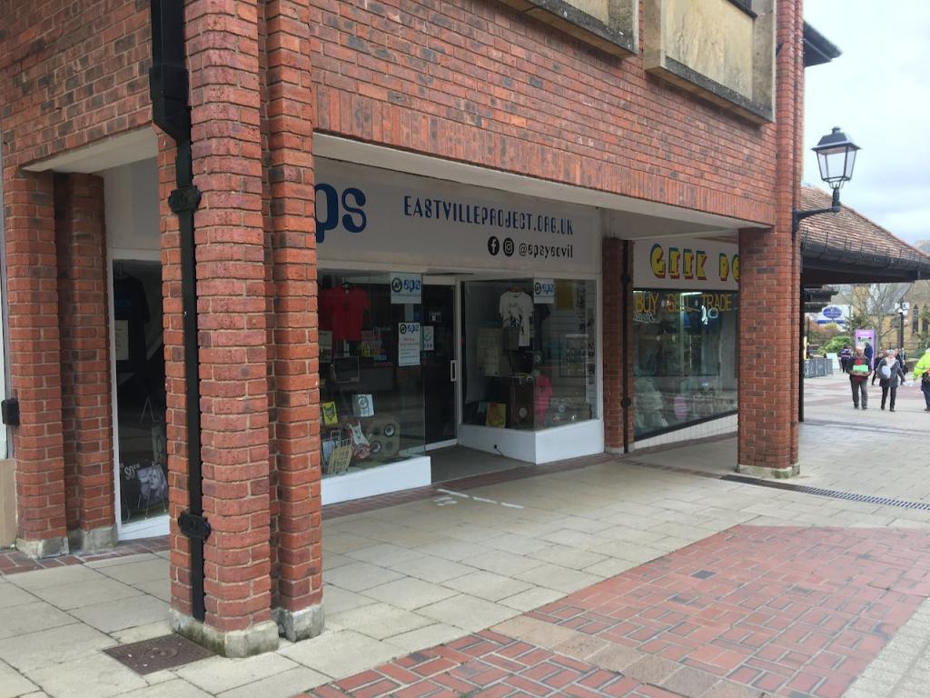 Additional property image - QUEDAM SHOPPING CENTRE, Unit 29, Vicarage Walk, Yeovil, BA20 1EY