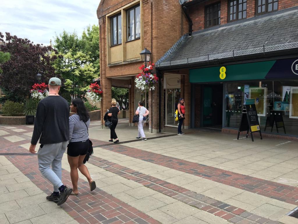 Additional property image - QUEDAM SHOPPING CENTRE, Unit 29, Vicarage Walk, Yeovil, BA20 1EY
