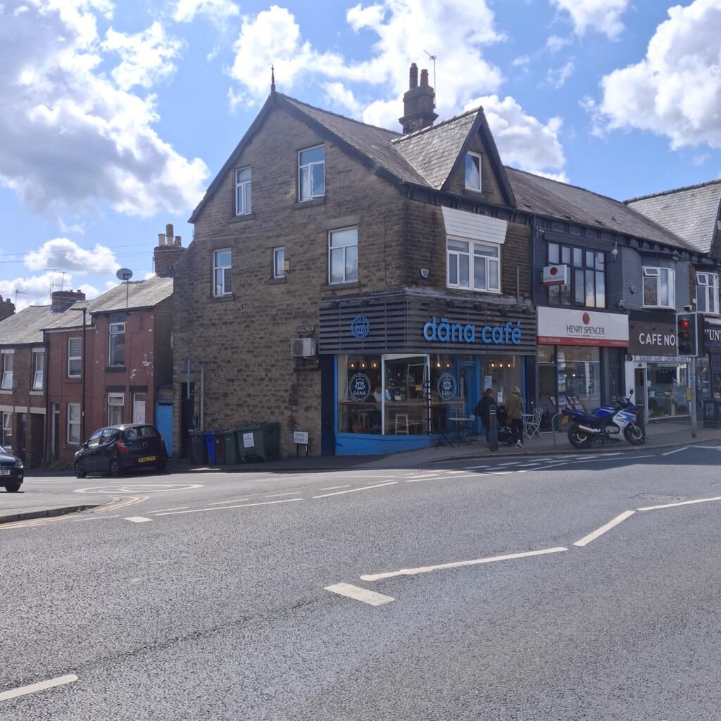 Main image of property: 214 Crookes, Sheffield, South Yorkshire, S10 1TG