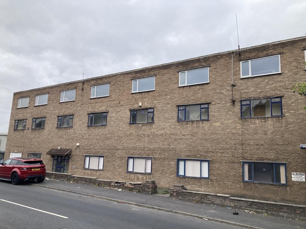 Main image of property: Arnold House, 115 Blackburn Road, Rotherham, South Yorkshire, S61 2DW