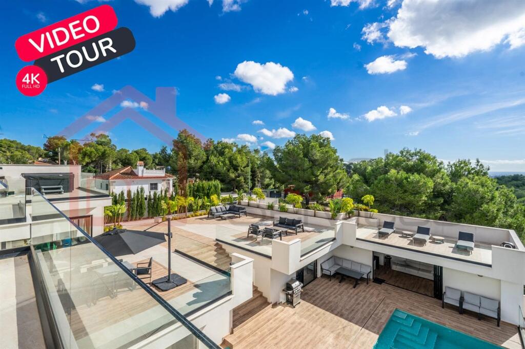 Main image of property: Valencia, Alicante, Pinar De Campoverde