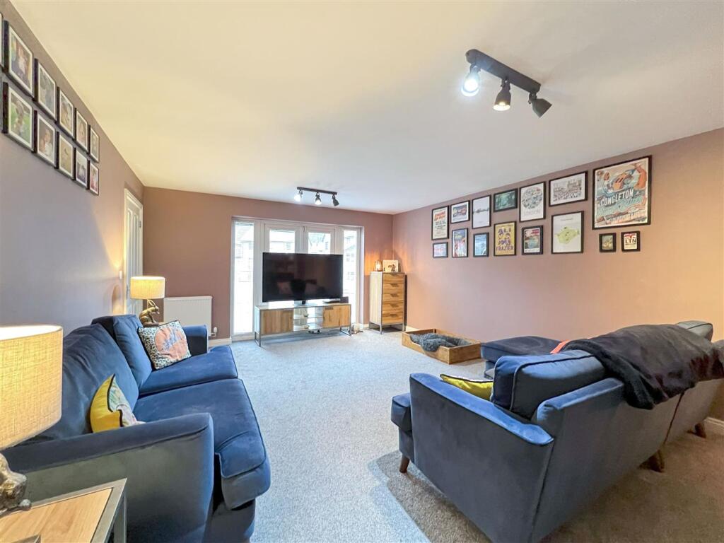 Additional property image - Forge Wood Close, Congleton