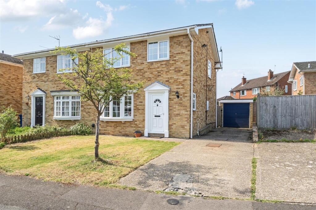 Main image of property: Pilgrims Close, Farnham