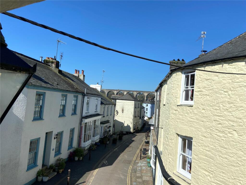 2 bedroom terraced house for sale in Calstock, Cornwall, PL18