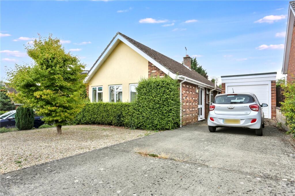 Main image of property: Parsons Mead, Eaton, Norwich, Norfolk, NR4