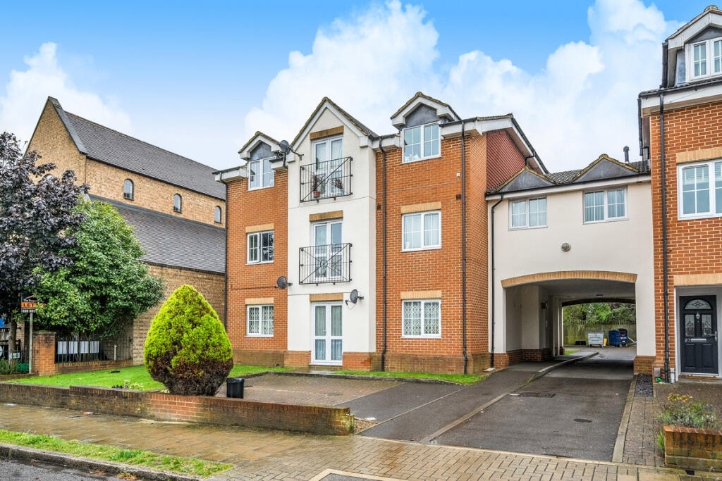 Main image of property: Uppingham Avenue, Stanmore, HA7