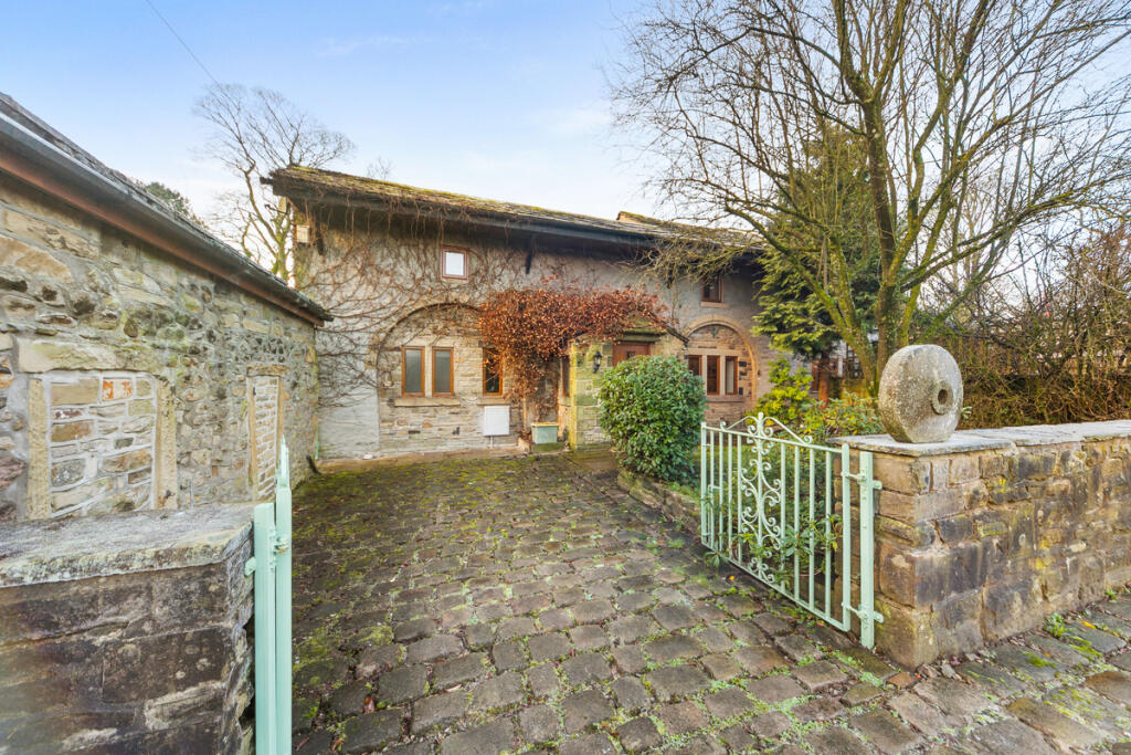 Main image of property: Greenfield Road, Colne, BB8