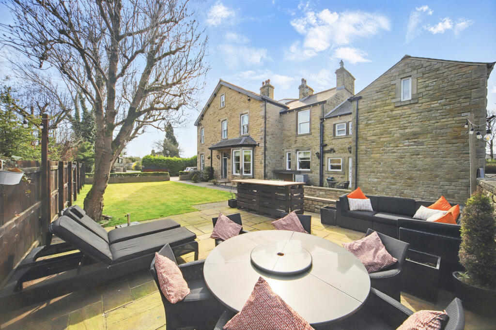 Main image of property: Skipton Road, Barnoldswick, BB18