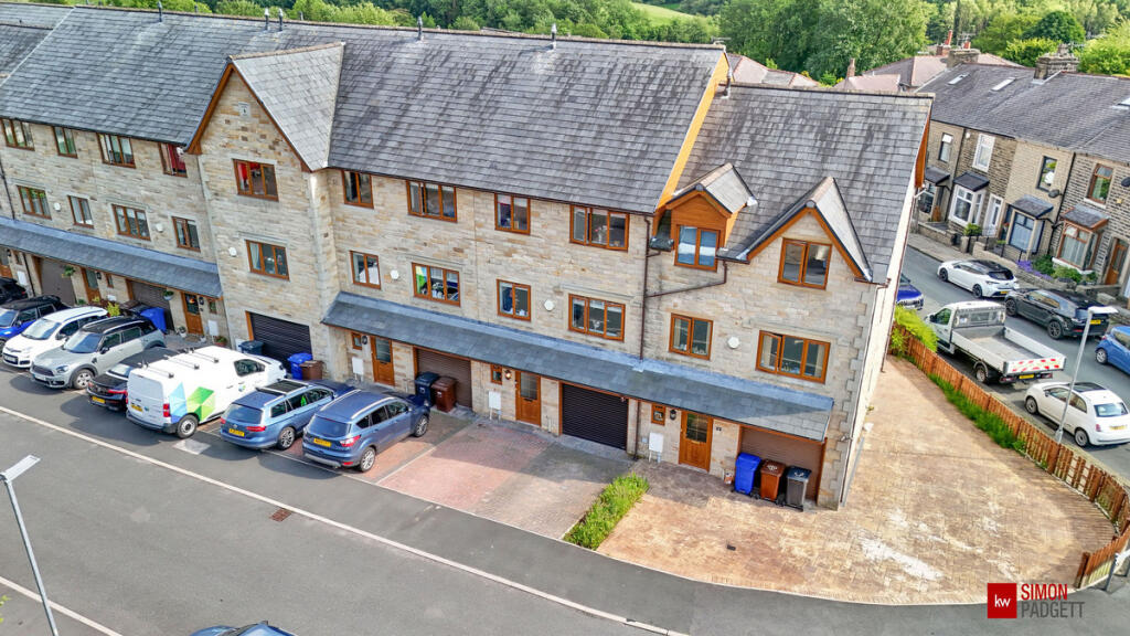 Main image of property: Standroyd Court, Colne, BB8