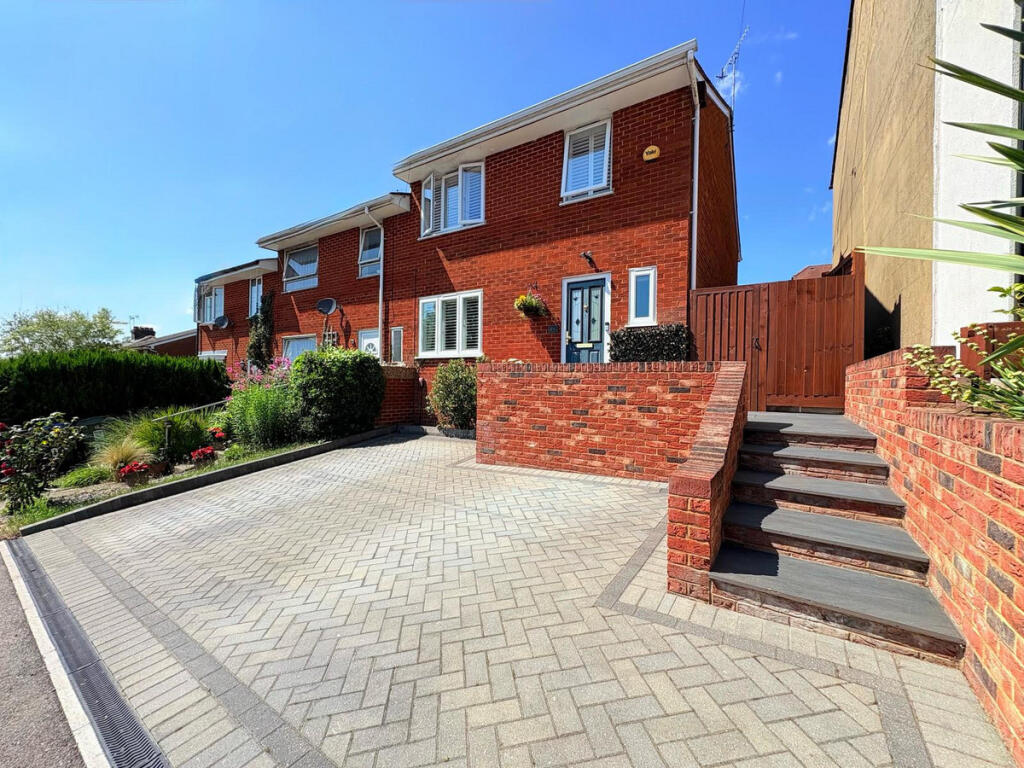 Main image of property: Chapel Street, Hemel Hempstead, HP2