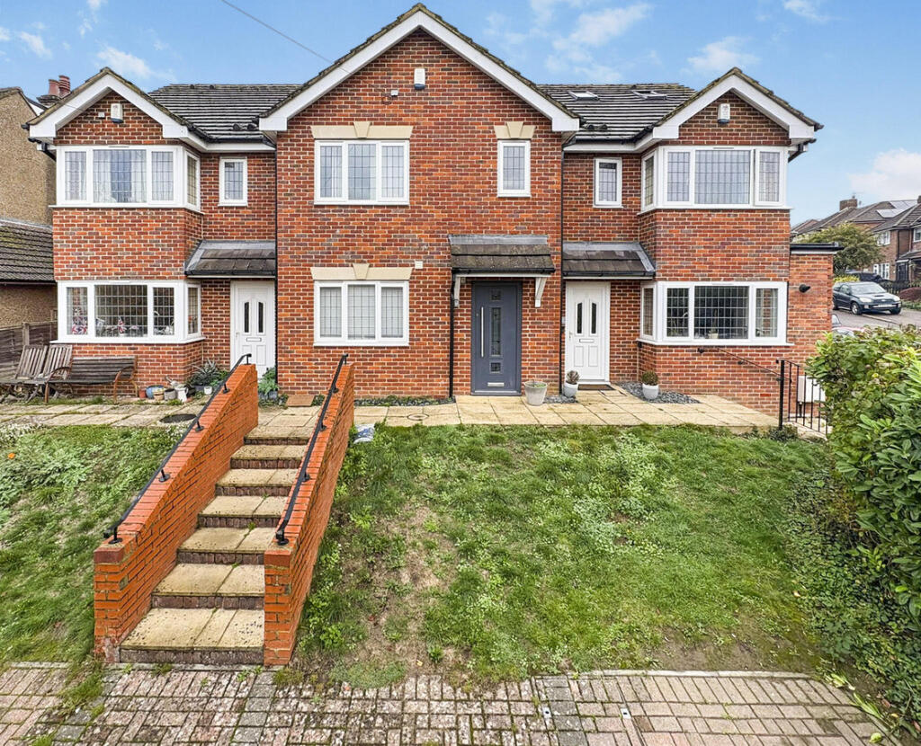 Main image of property: Great Elms Road, Hemel Hempstead, HP3