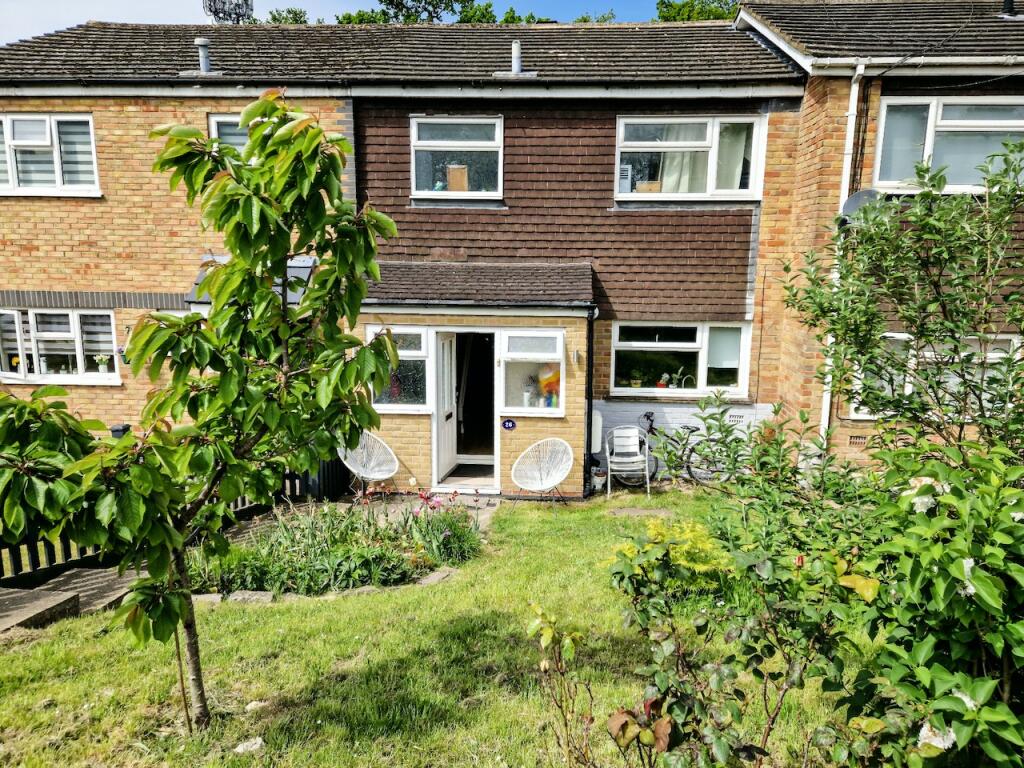 3 bedroom terraced house for sale in Kimptons Mead, Potters Bar, EN6