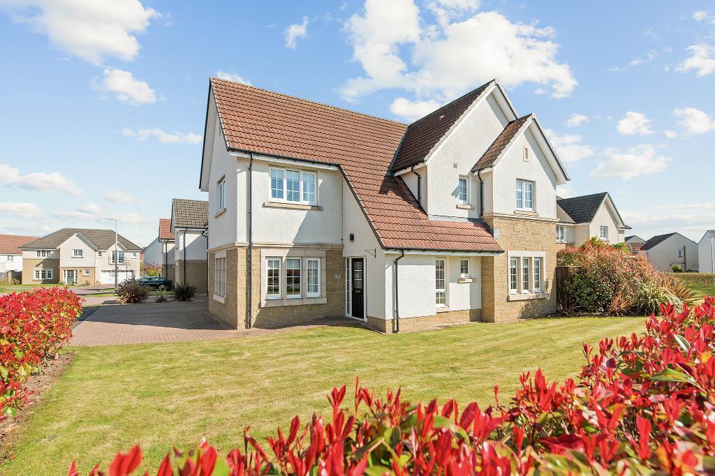 Main image of property: Cranesbill Place, Kinnaird, Larbert, FK2 8RL